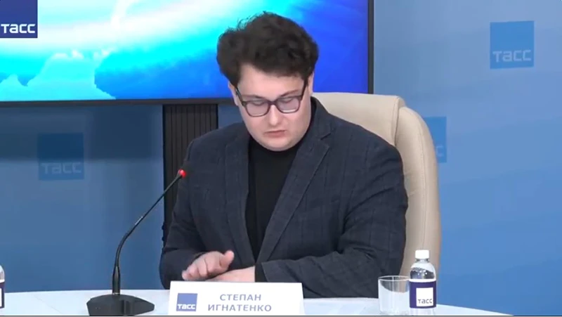 Учитель истории средней общеобразовательной школы № 64 г. Владивостока Степан Игнатенко Учитель истории средней общеобразовательной школы № 64 г. Владивостока Степан Игнатенко